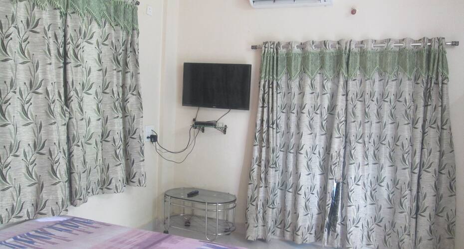 Roop Narayan Beach Resort, Diveagar 3